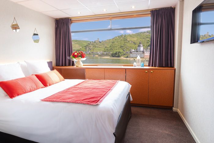 Middle Deck 1 Double Bed Accessible Cabin CAT. B